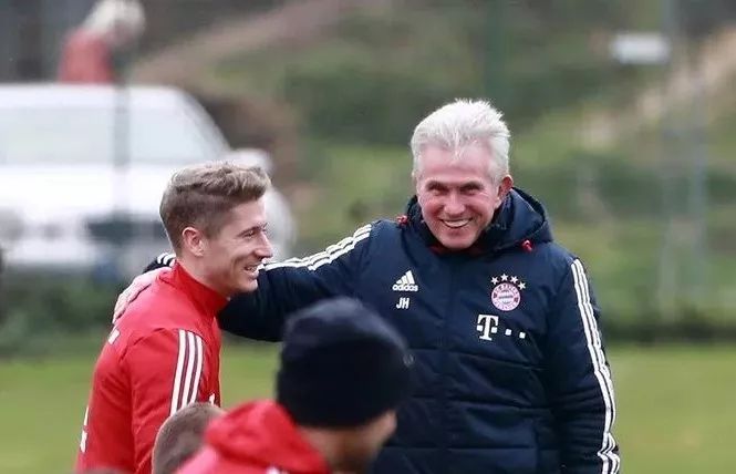 逐渐成为中 逐渐成为中