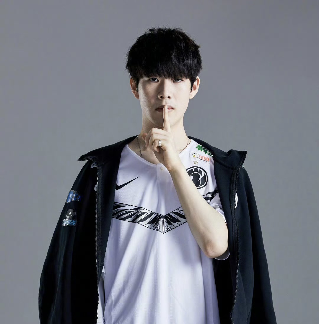 而在高度竞 而在高度竞